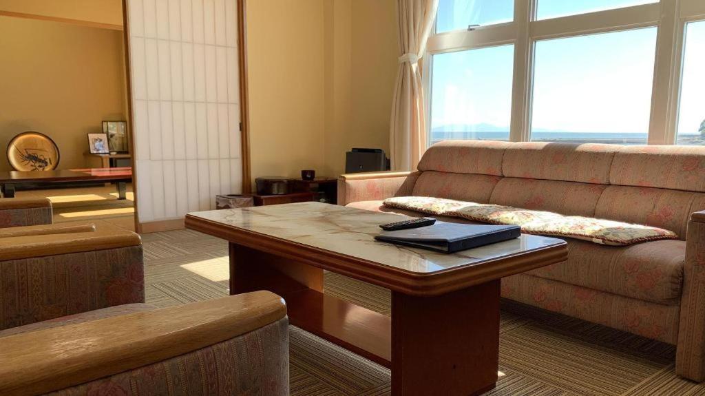 ทาระ คังโค โฮเต็ล Hotel ภายนอก รูปภาพ